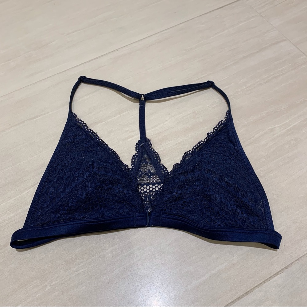 Navy Blue Lacey T Back Bra Tag Missing but is a Size Small - Picture 6 of 7